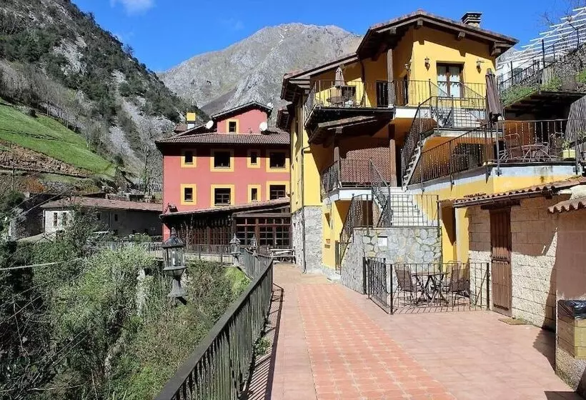 Apartamentos Aguasaliu