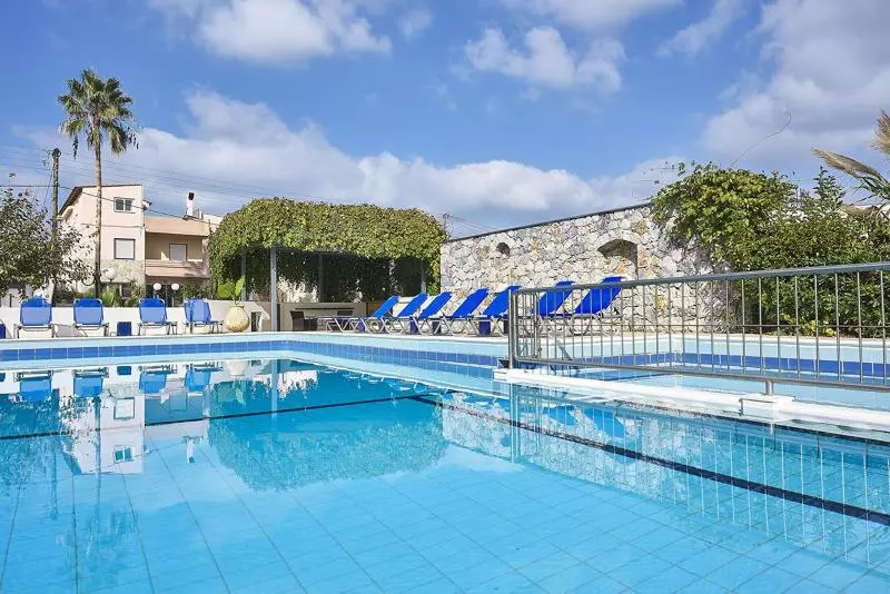 Eva Suites & Apartments