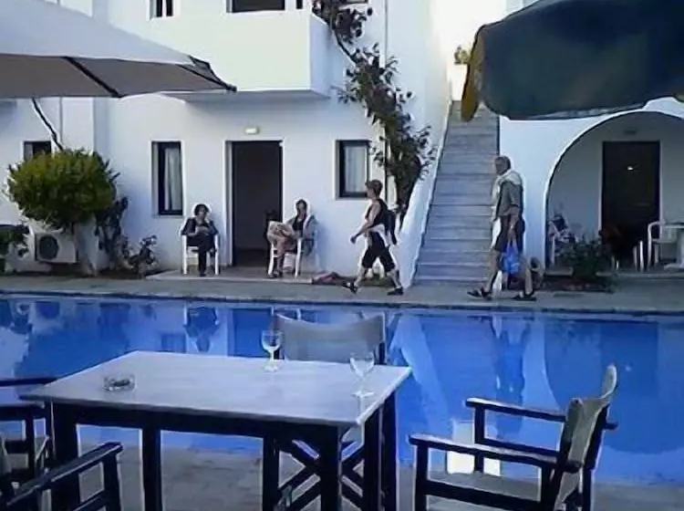 Eva Suites & Apartments