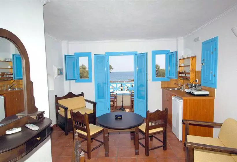 هتل Blue Diamond Bay