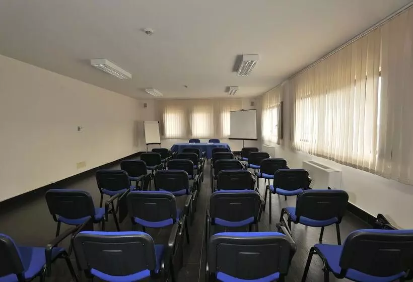 酒店 Falconara Greenblu Resort