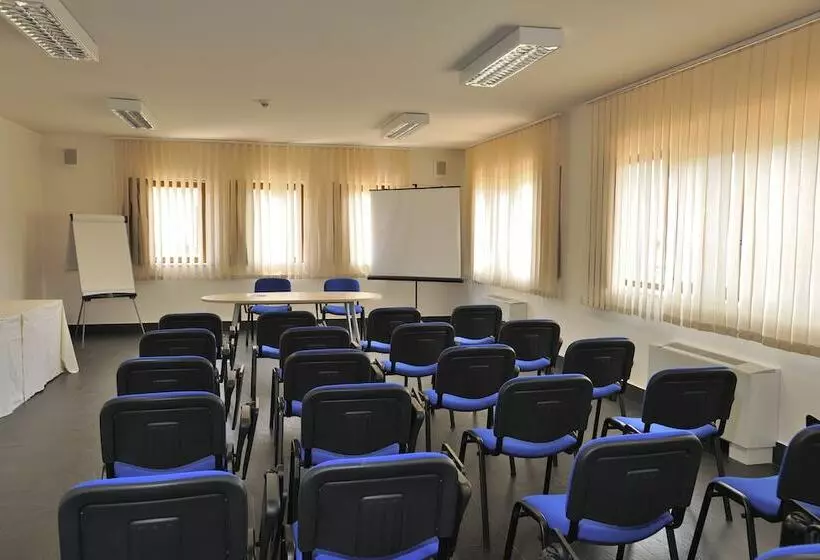 酒店 Falconara Greenblu Resort