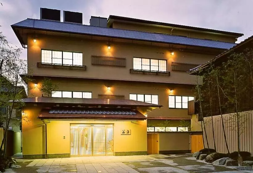 هتل Gion Ryokan Karaku