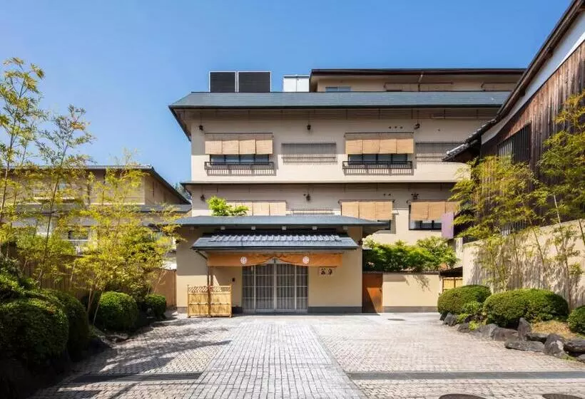 هتل Gion Ryokan Karaku