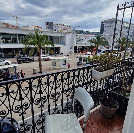 בית מלון כפרי Hôtel Du Nord