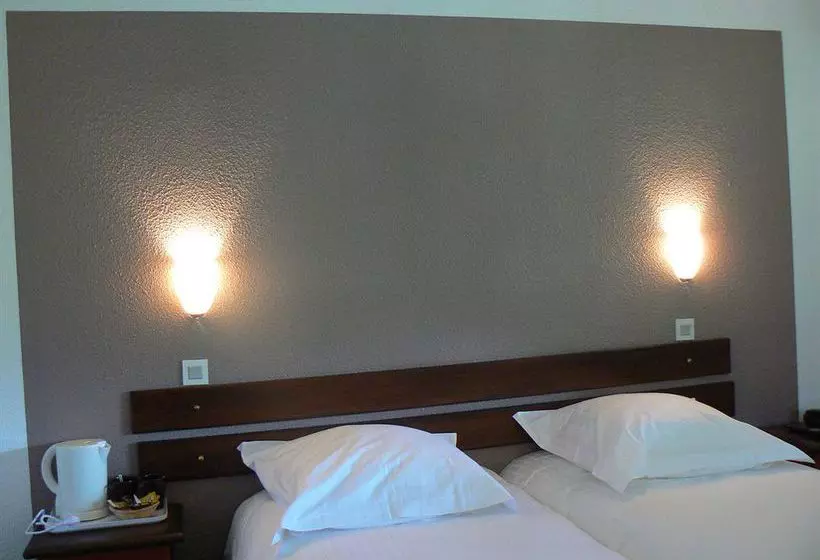 בית מלון כפרי Le Feug