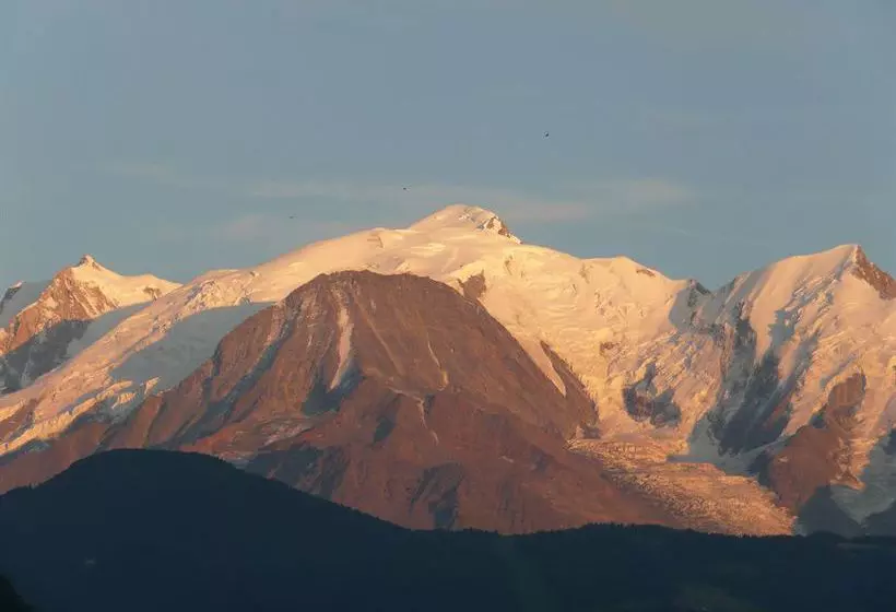 בית מלון כפרי Le Feug