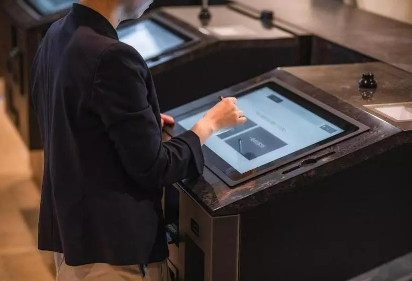 ホテル New Hankyu Osaka Annex