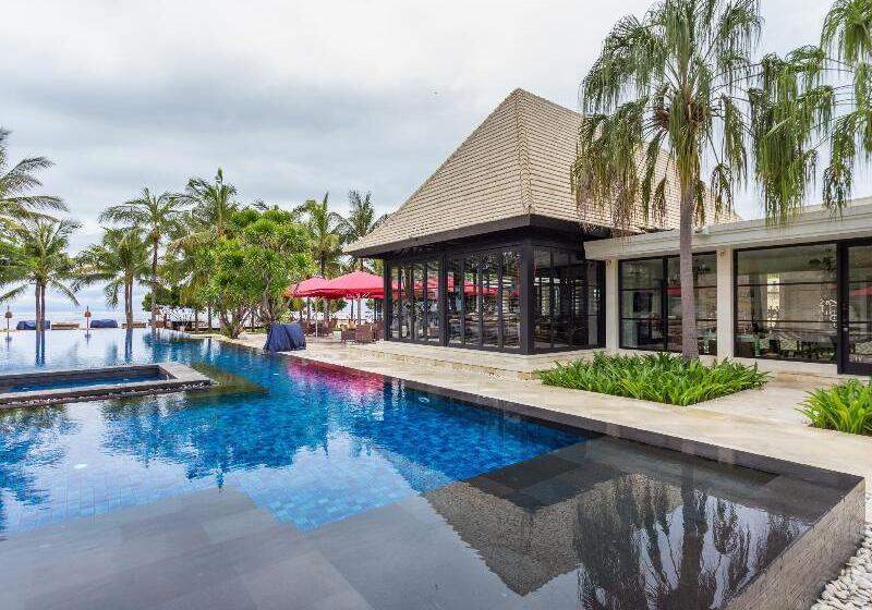 Hotel The Royal Santrian