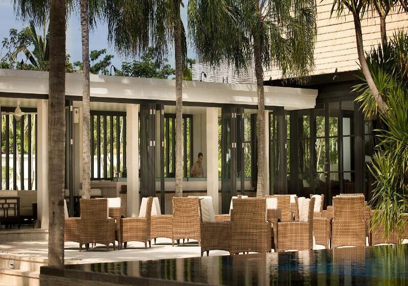 בית מלון כפרי The Royal Santrian