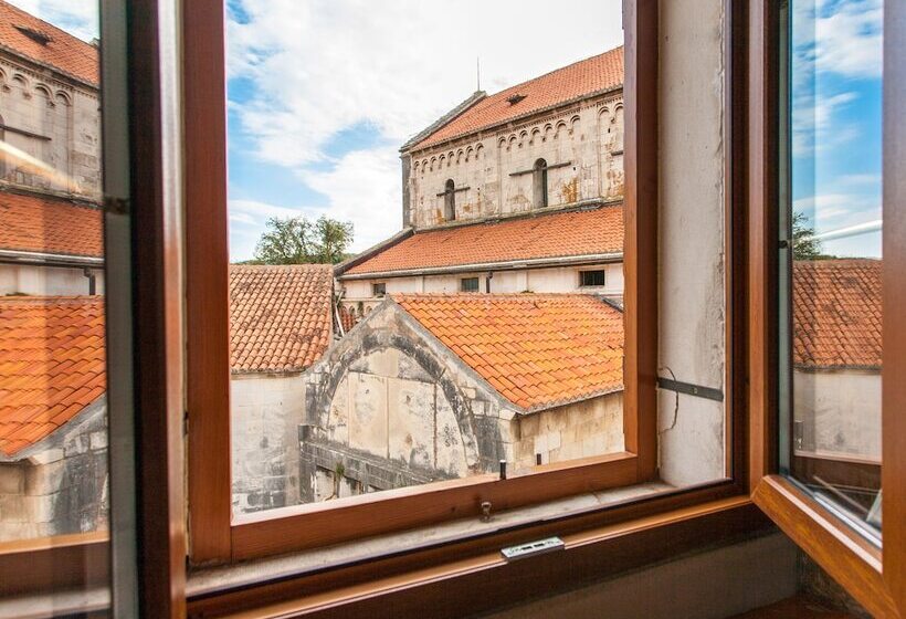 Hotel Bed And Breakfast Vanjaka