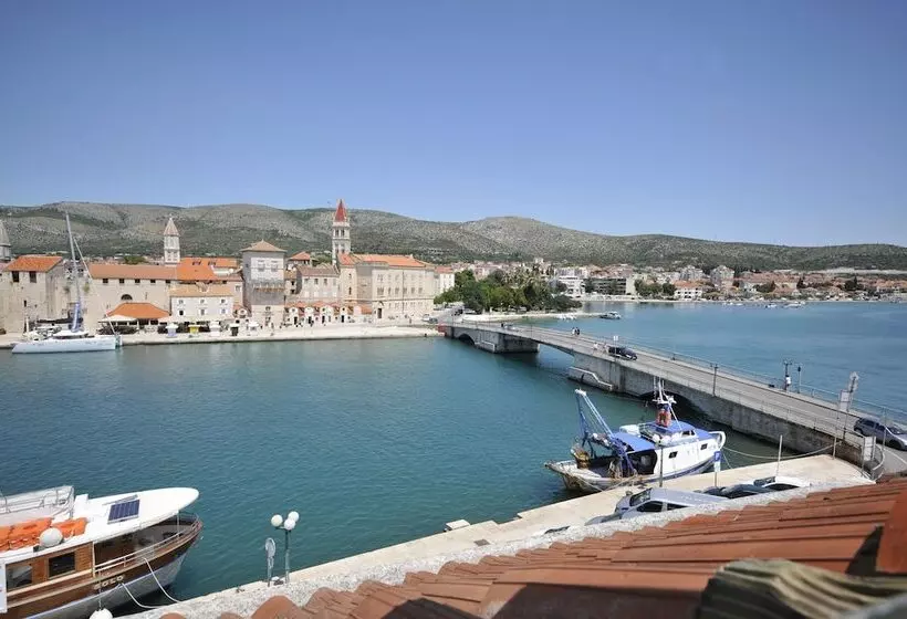 Heritage Hotel Vila Sikaa