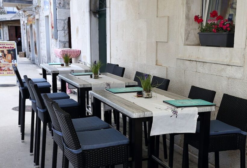 Heritage Hotel Vila Sikaa