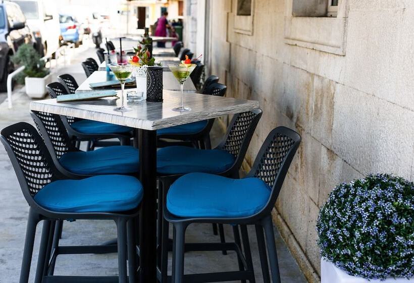 Heritage Hotel Vila Sikaa