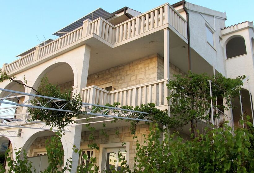 فندق Villa Pape