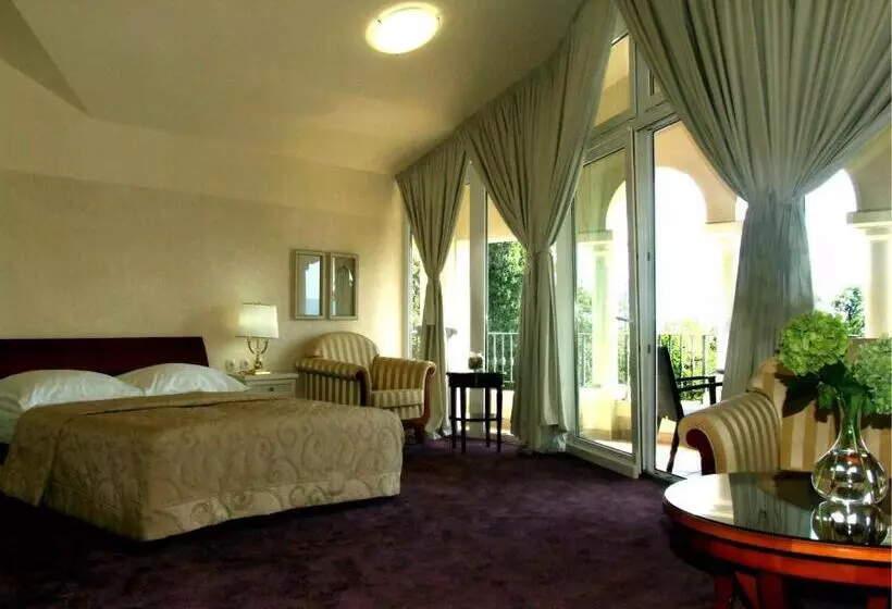 Отель Villa Vera