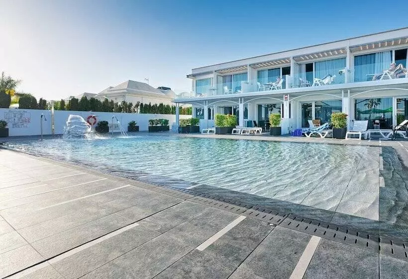 Ura Lara Adults Only