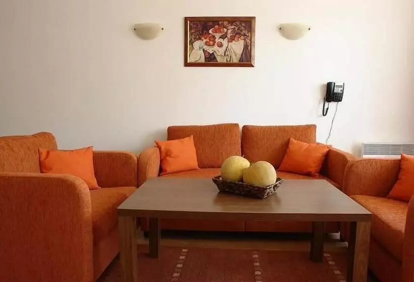 Winslow Elegance Apartments