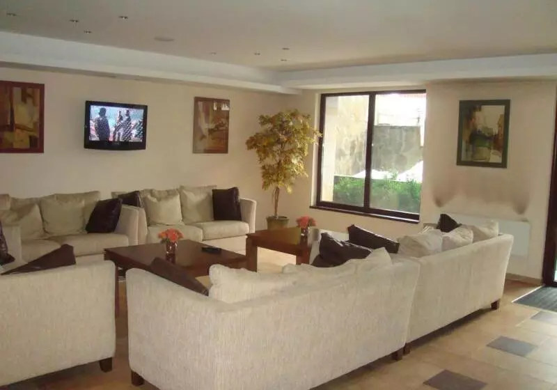 Winslow Elegance Apartments