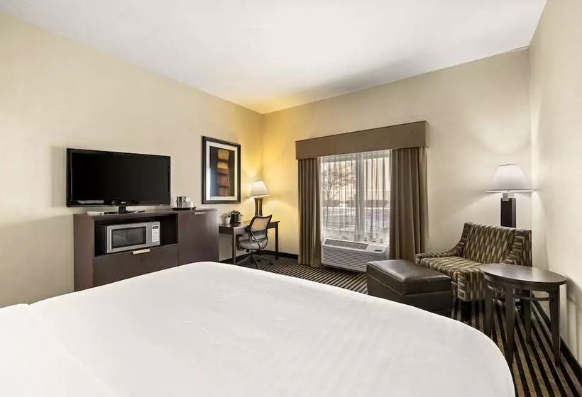 בית מלון כפרי Sonesta Essential Indianapolis Airport