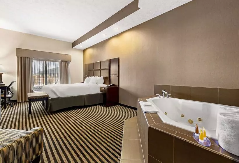 בית מלון כפרי Sonesta Essential Indianapolis Airport