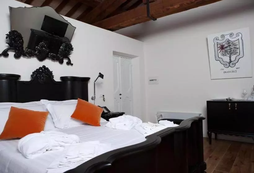 호텔 Castello Di Montignano Relais & Spa