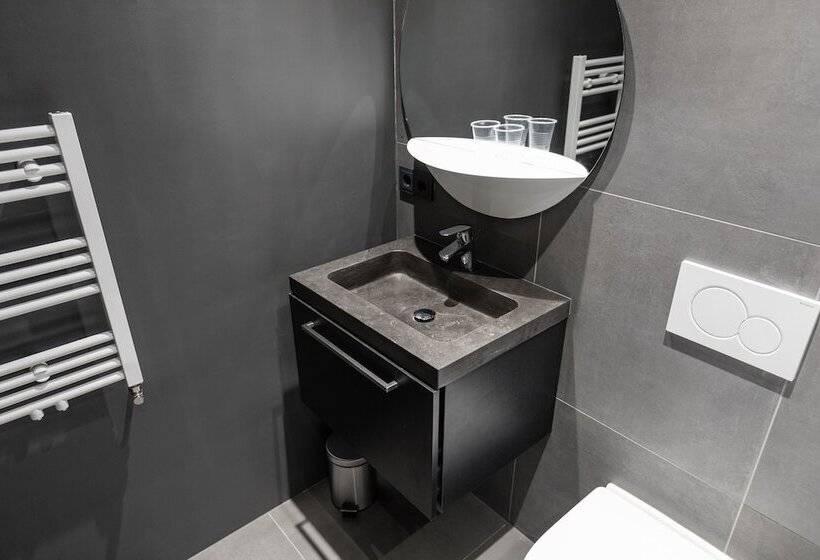 Отель De Duif Lisse   Keukenhof