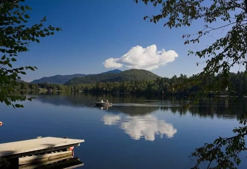 هتل Golden Arrow Lakeside Resort