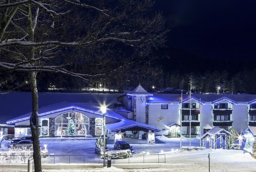 בית מלון כפרי Golden Arrow Lakeside Resort