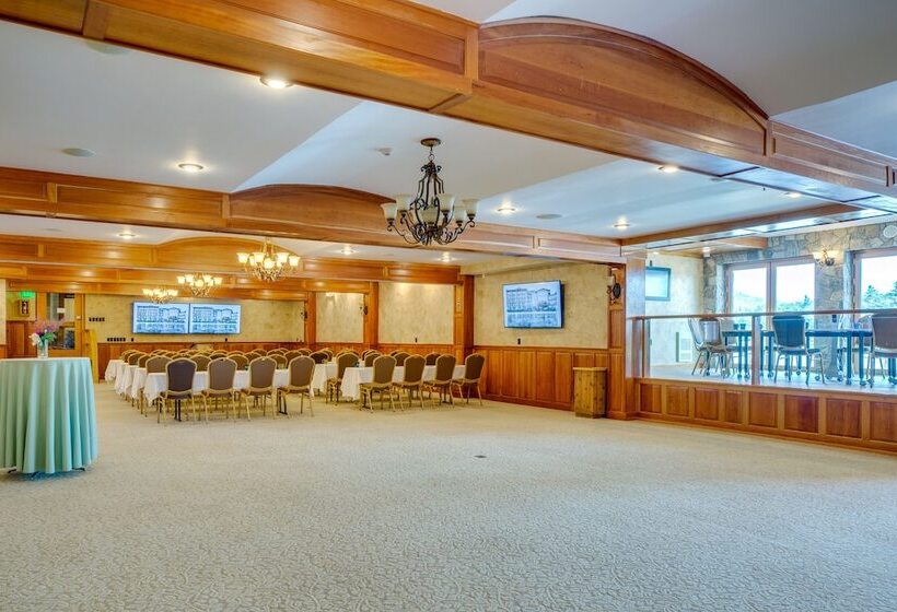 בית מלון כפרי Golden Arrow Lakeside Resort