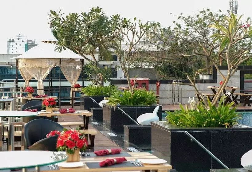 Hotel Holiday Inn Cochin, An Ihg