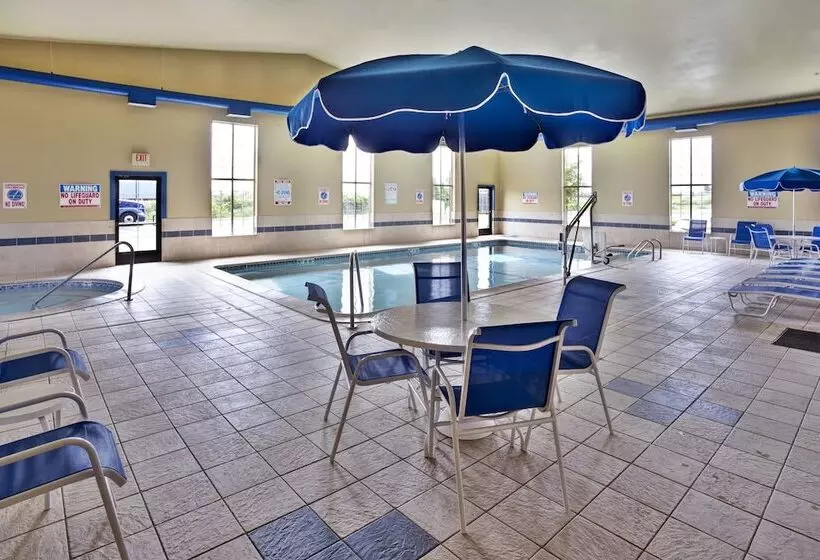 Holiday Inn Express Hotel & Suites Woodhaven, An Ihg