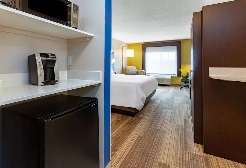 Holiday Inn Express Hotel & Suites Woodhaven, An Ihg