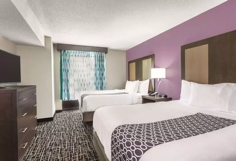 호텔 La Quinta Inn & Suites By Wyndham Covington