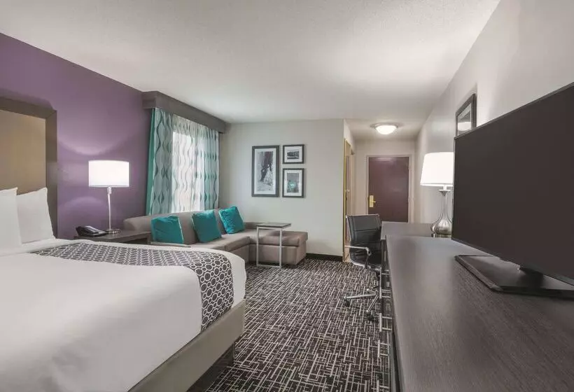 호텔 La Quinta Inn & Suites By Wyndham Covington