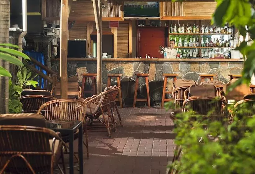 בית מלון כפרי Le Palmiste Resort & Spa