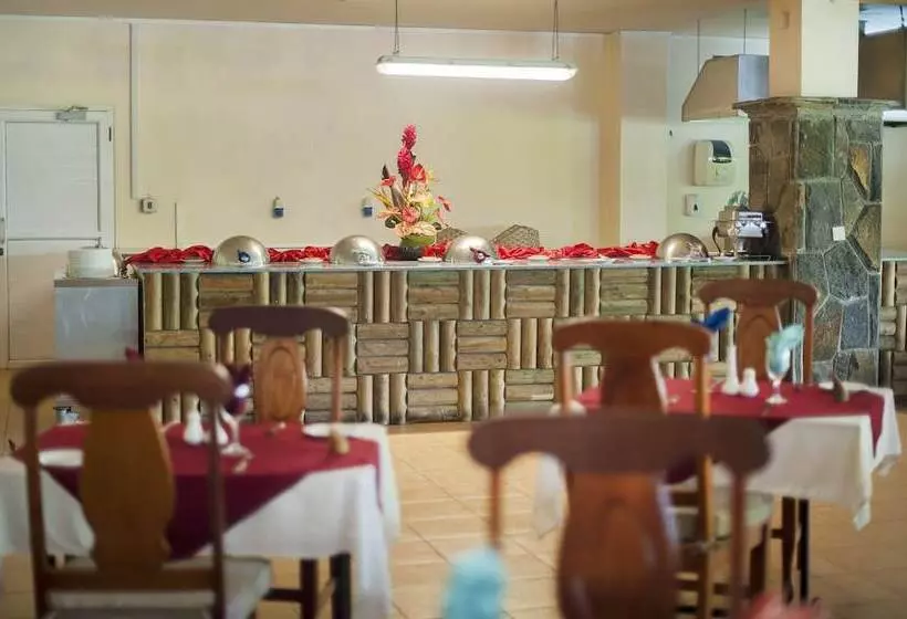 בית מלון כפרי Le Palmiste Resort & Spa