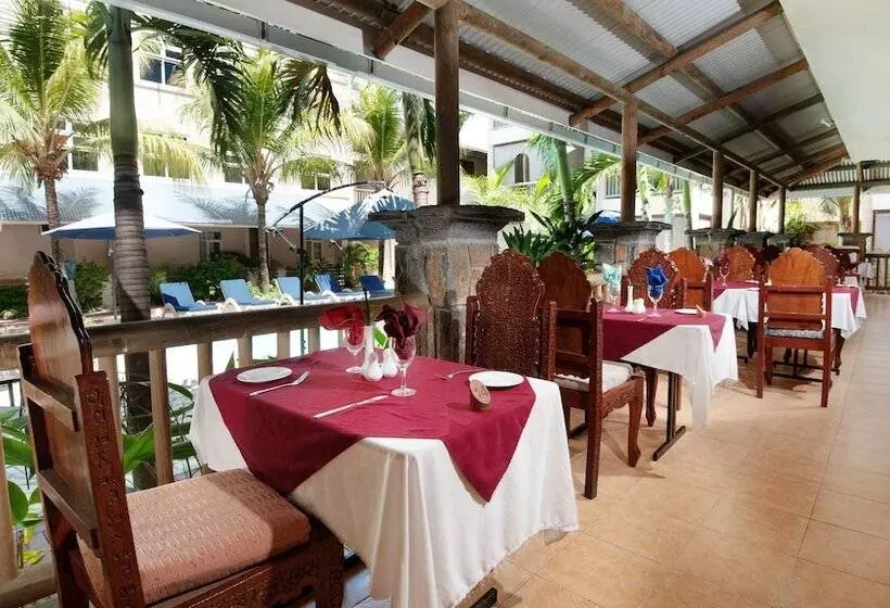 בית מלון כפרי Le Palmiste Resort & Spa