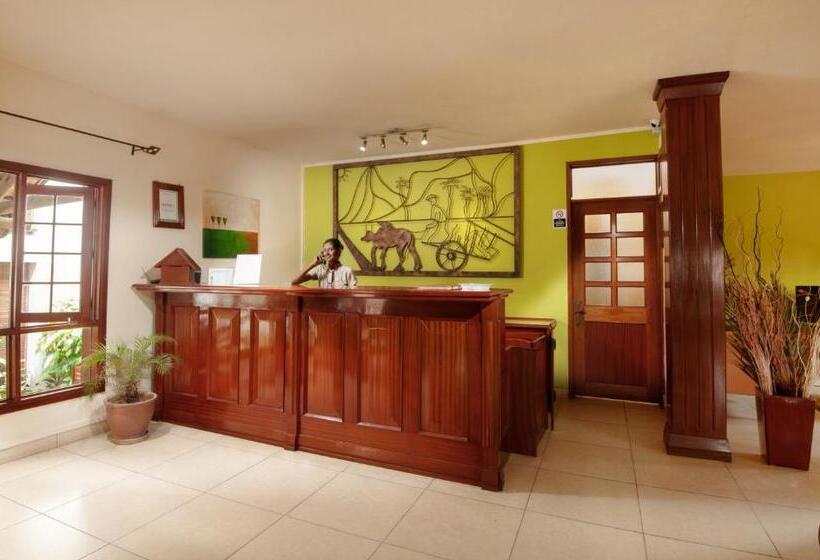 בית מלון כפרי Le Palmiste Resort & Spa