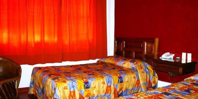 Отель Marlyn Downtown