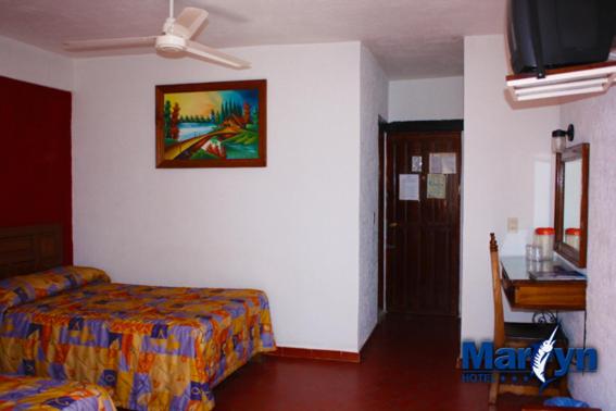 Отель Marlyn Downtown