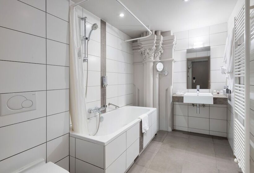 ホテル Martin's Patershof