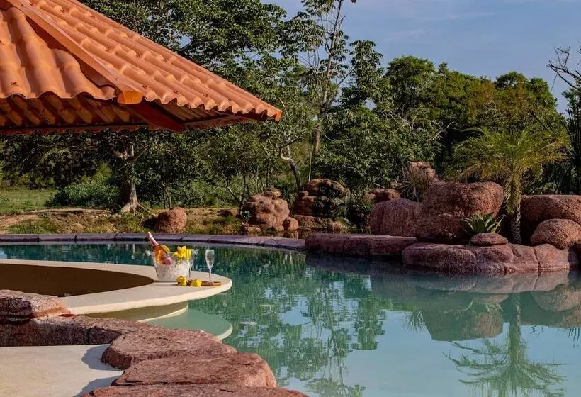 Отель Pousada Araras Pantanal Ecolodge