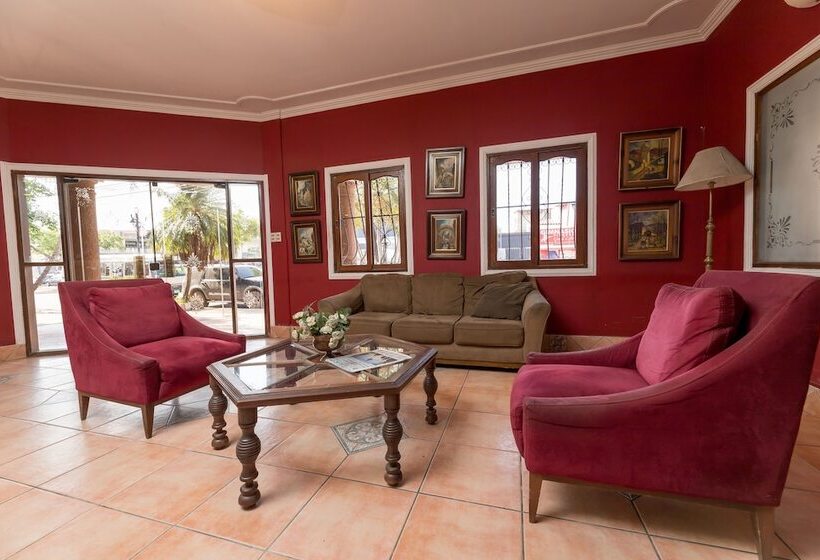 هتل Puerta Del Rey