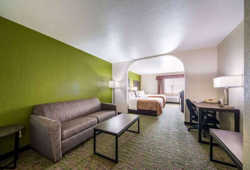 Szálloda Quality Suites