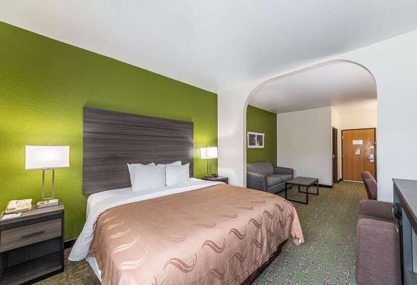 Szálloda Quality Suites