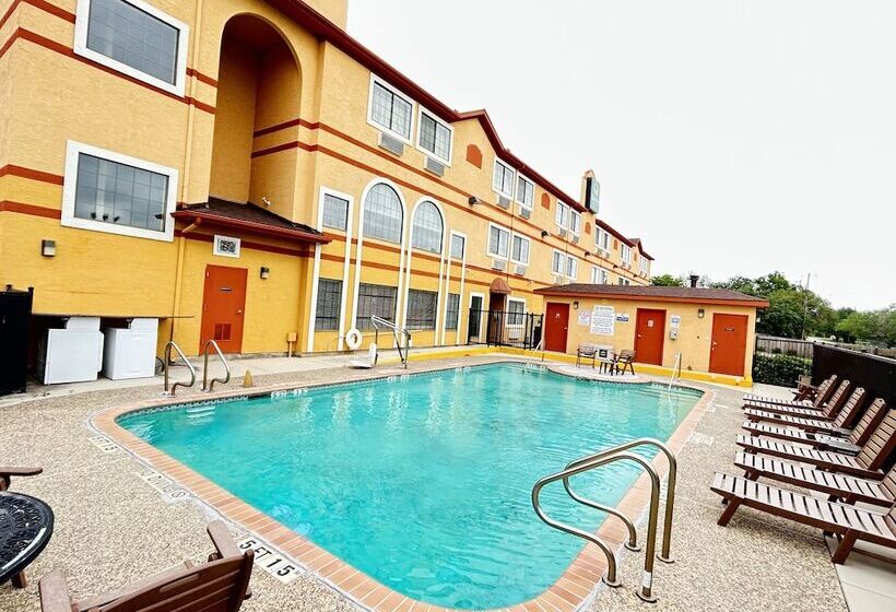 Szálloda Quality Suites