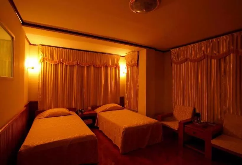 هتل Silver Star  Mandalay