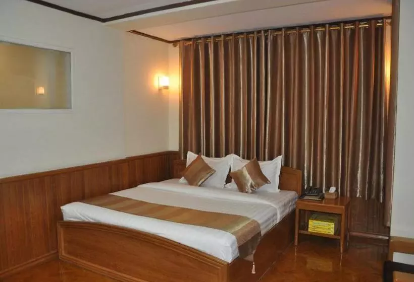 هتل Silver Star  Mandalay