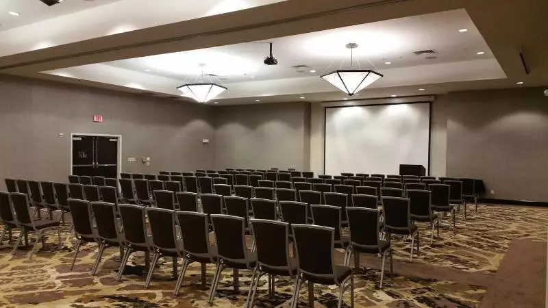 Отель Springhill Suites By Marriott Denton